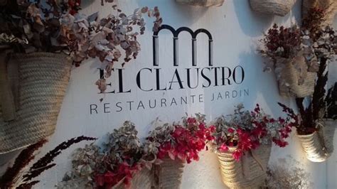 el claustro restaurante- jardín|El Claustro Restaurante